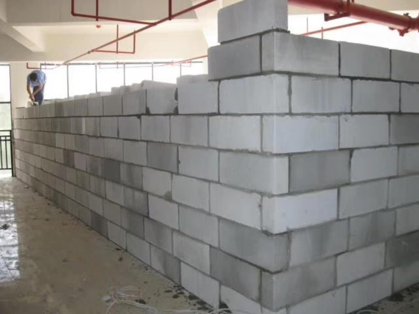 古蔺蒸压加气混凝土砌块承重墙静力和抗震性能的研究